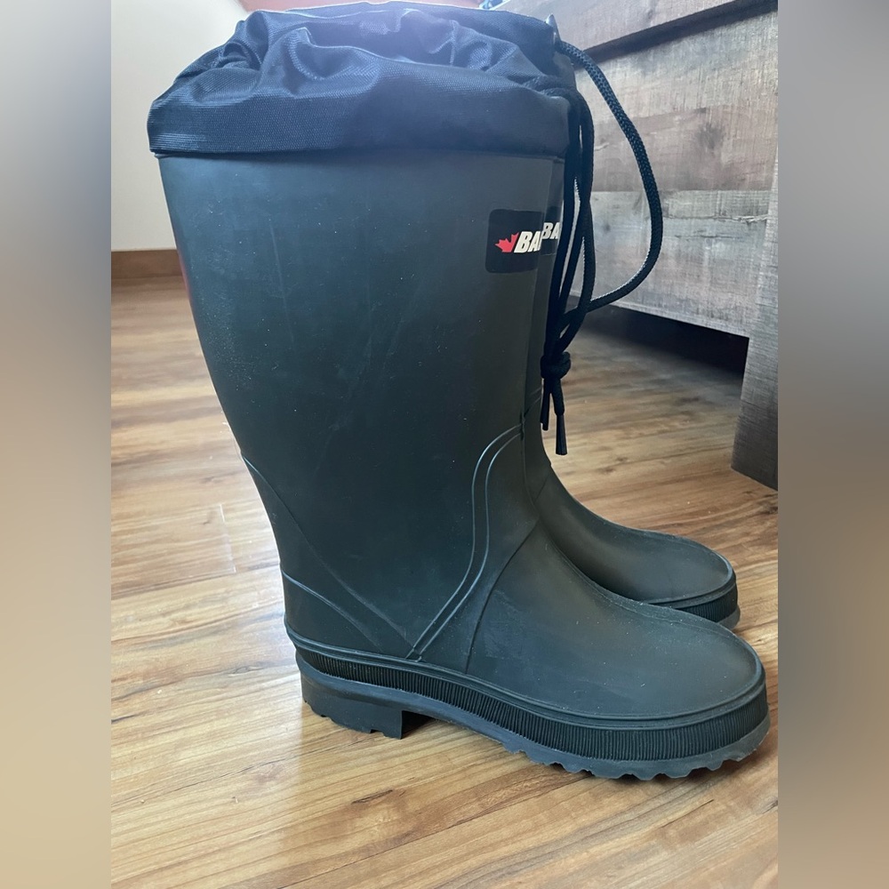Women’s Baffin Boots - New with tags - Size 5
